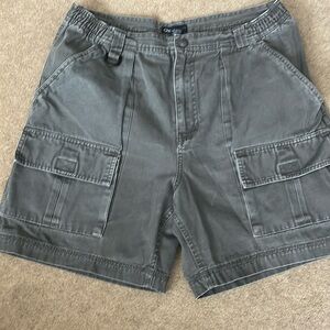 Medium gray Cherokee men’s shorts